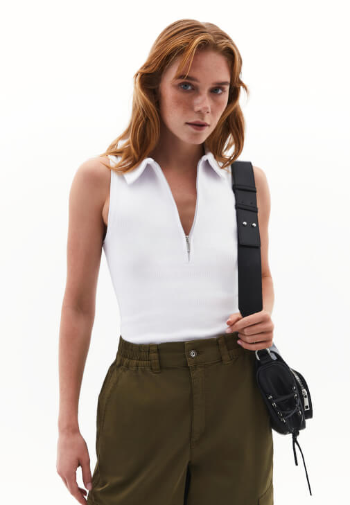 Fermuarlı Atlet ve Kargo Cepli Pantolon Kombini