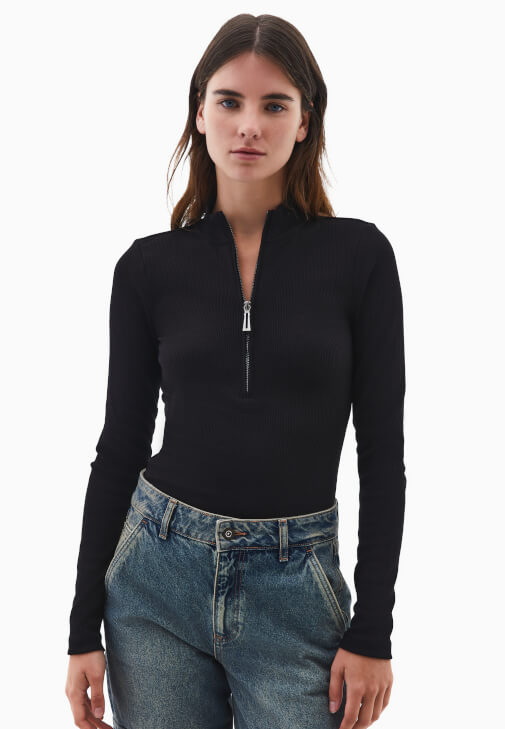 Siyah Pamuklu Fermuar Detaylı Tişört