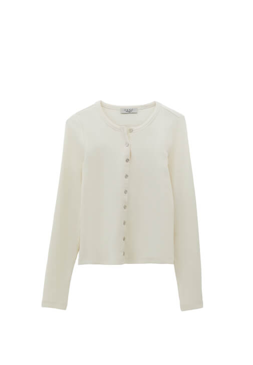 Düğmeli Tişört ve Flare Pantolon Kombini