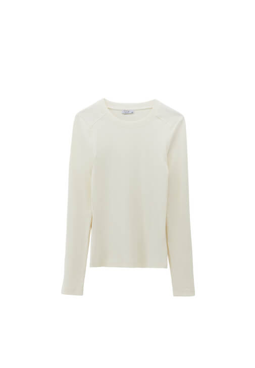 Pamuklu Tişört ve Bootcut Pantolon Kombini