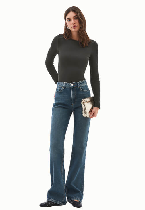 Uzun Kollu Pamuklu Tişört ve Pantolon Kombini 