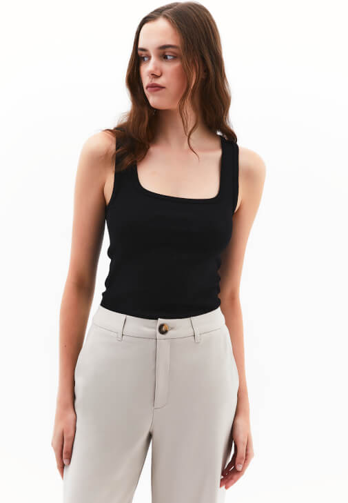  Pamuklu Kare Yaka Atlet