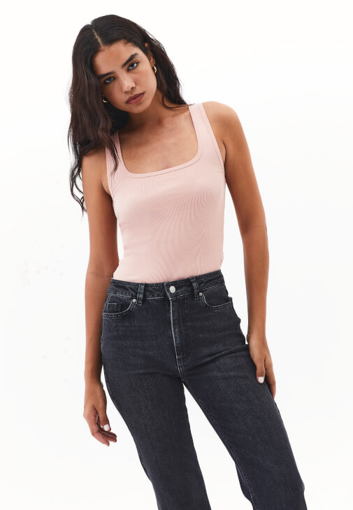 Pembe Pamuklu Kare Yaka Atlet