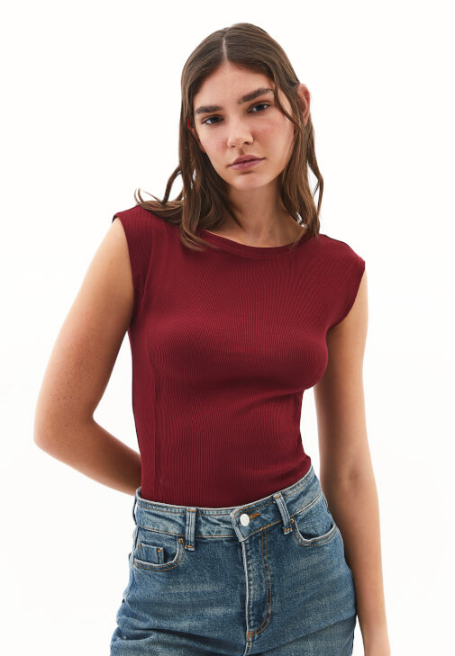 Bordo Pamuklu Bot Yaka Tişört