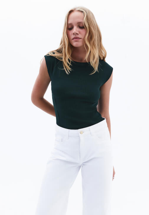 Yeşil Pamuklu Bot Yaka Tişört