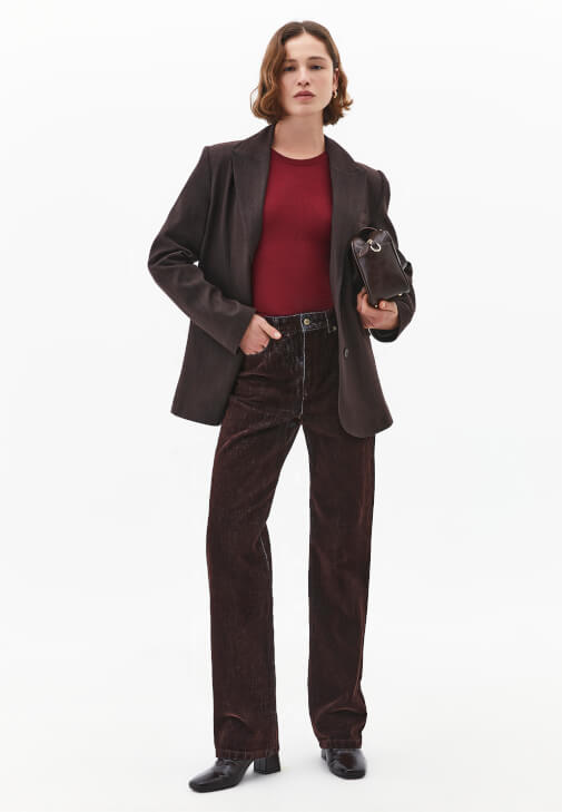 Halter Yaka Atlet ve Denim Kombini