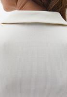 Bayan Krem Polo Yaka Çıtçıtlı Tişört