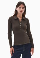 Bayan Kahverengi Polo Yaka Çıtçıtlı Tişört