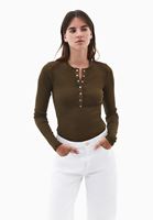 Bayan Yeşil Çıtçıt Detaylı Tişört 