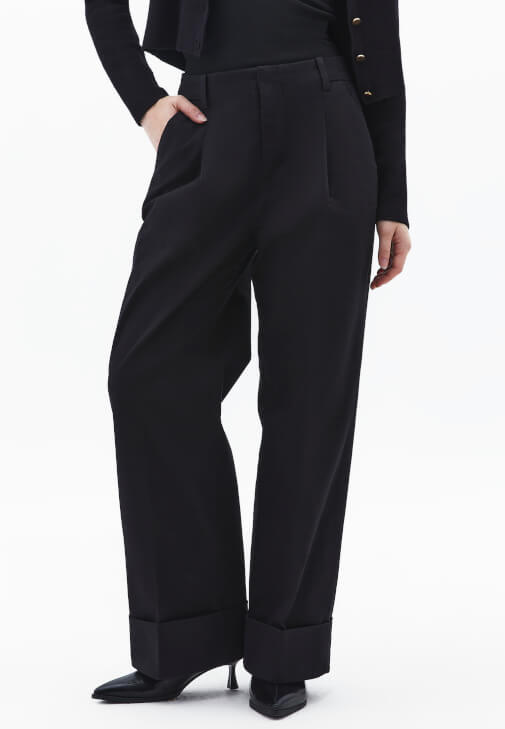 Straight-Fit Pantolon ve Düğmeli Hırka Kombini