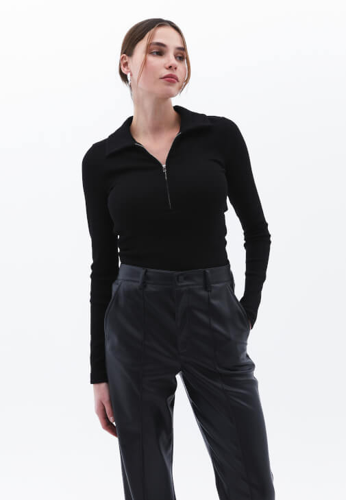 Siyah Polo Yaka Tişört