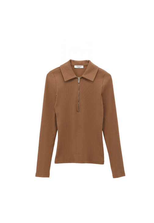 Polo Yaka Tişört ve Pamuklu Pantolon Kombini