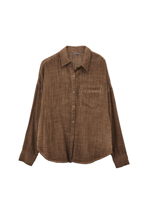 Yıkamalı Gömlek ve Keten Pantolon Kombini