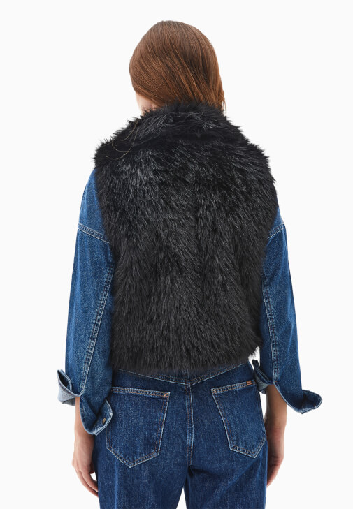 Vegan Yelek ve Flare Pantolon Kombini