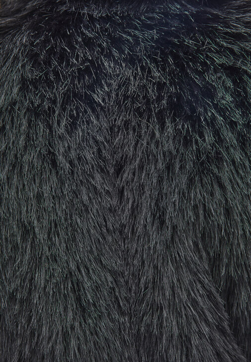 Vegan Yelek ve Flare Pantolon Kombini