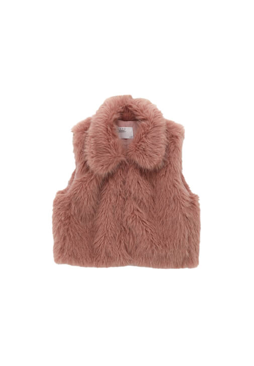 Vegan Kürk Yelek ve Kadife Pantolon Kombini