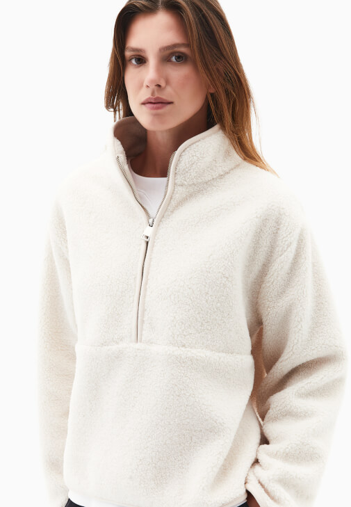 Sweatshirt ve Barrel-Fit Pantolon Kombini