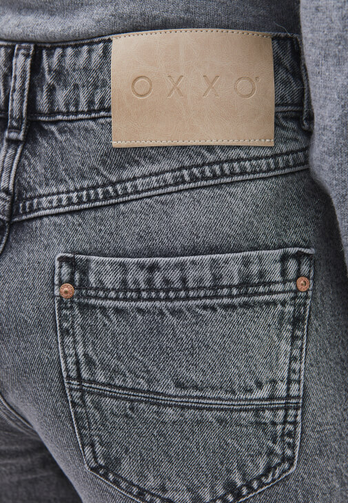 Yüksek Bel Denim ve Ceket Kombini