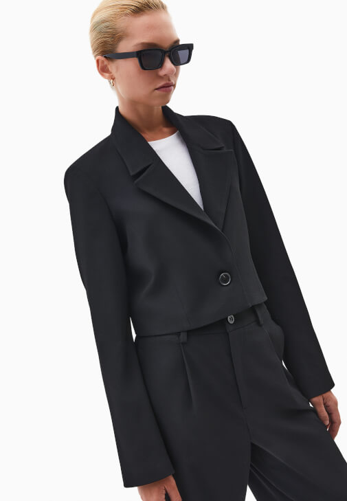 Siyah Crop Blazer Ceket