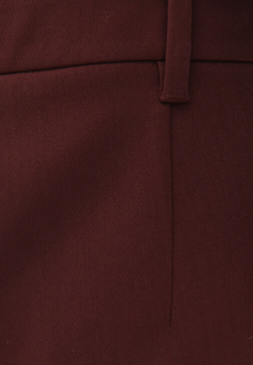 Flare Pantolon ve Kaşmir Karışımlı Kazak Kombini