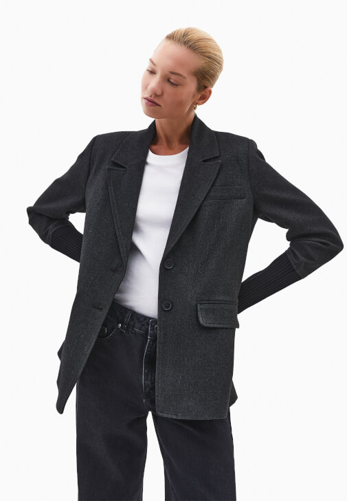 Siyah Düğmeli Blazer Ceket