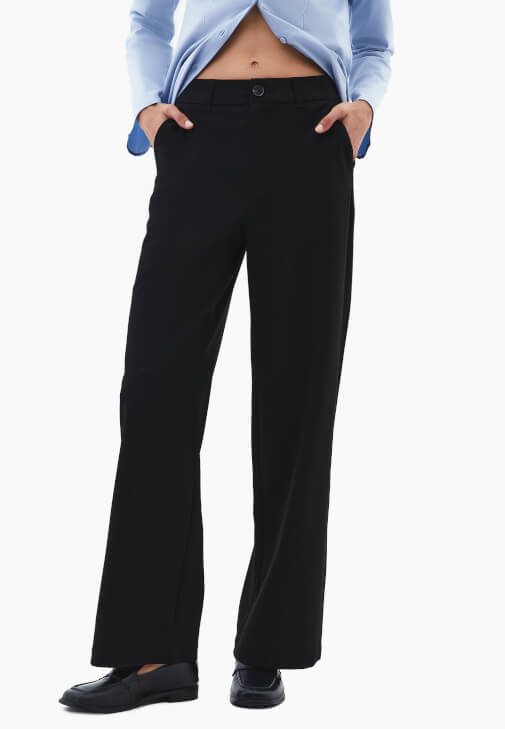 Straight-Fit Kumaş Pantolon ve Ajurlu Atlet Kombini