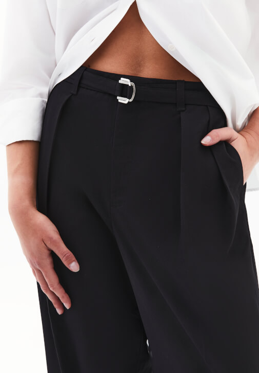 Pantolon ve Cepli Gömlek Kombini