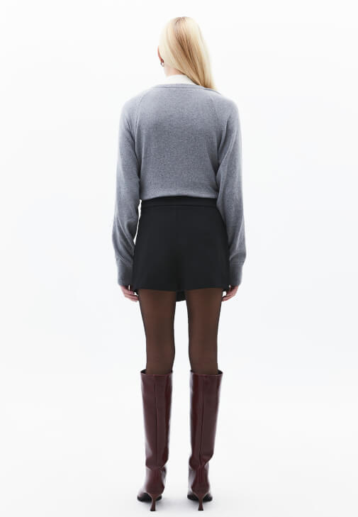 Şort Etek ve Blazer Ceket Kombini