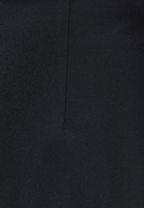 Şort Etek ve Süet Bomber Ceket Kombini