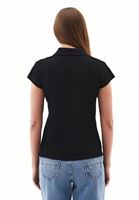 Bayan Siyah Polo Yaka Tişört
