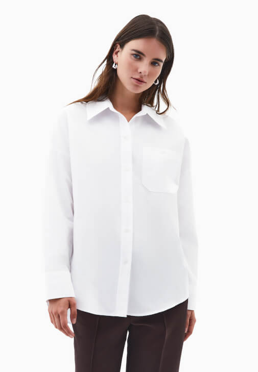 Oversize Gömlek ve Kumaş Pantolon Kombini