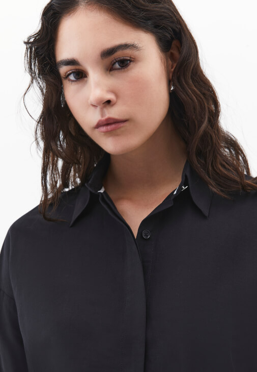 Poplin Gömlek ve Bootcut Denim Pantolon Kombini