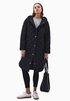 Bayan Siyah Kapüşonlu Kapitone Mont