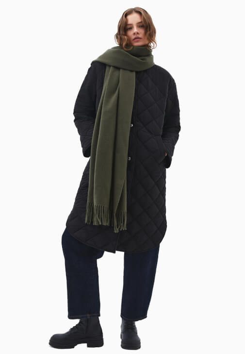  Kapitoneli Mont ve Pantolon Kombini