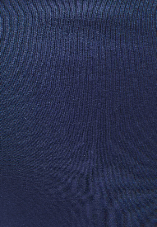 Pamuklu Tişört ve Straight-Fit Denim Kombini