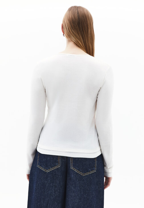 Pamuklu Düğmeli Tişört ve Pantolon Kombini