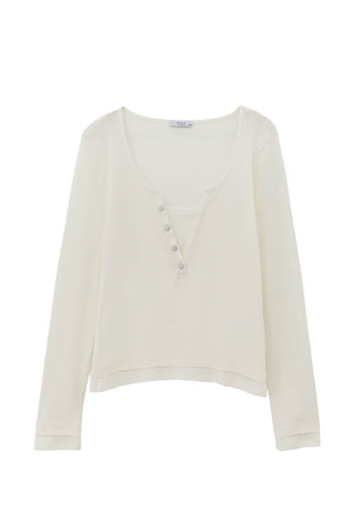 Pamuklu Düğmeli Tişört ve Pantolon Kombini