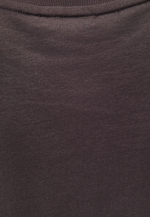 Sıfır Yaka Tişört ve Yün Karışımlı Ceket Kombini