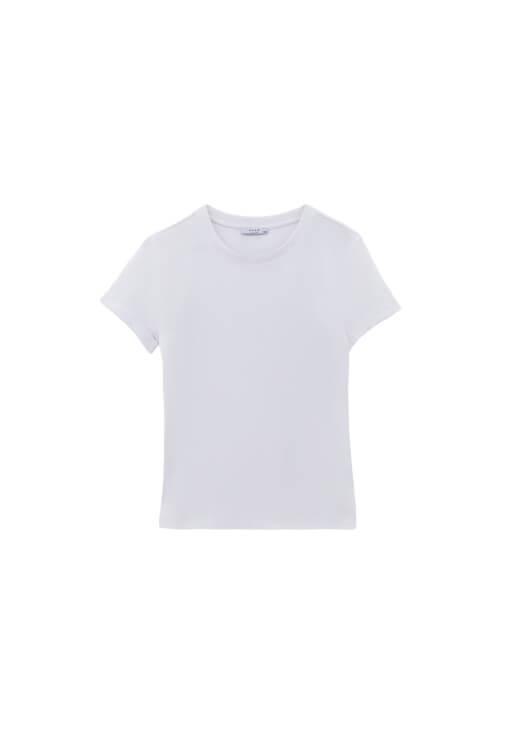 Sıfır Yaka Pamuklu Tişört ve Denim Pantolon Kombini