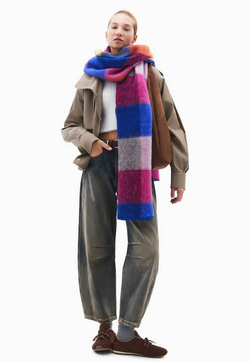 Crop Kazak ve Orta Bel Pantolon Kombini