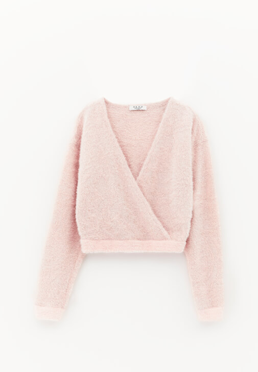 Kruvaze Kazak ve Barrel-Fit Pantolon Kombini