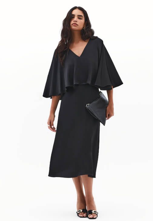 Siyah Pelerinli Saten Elbise