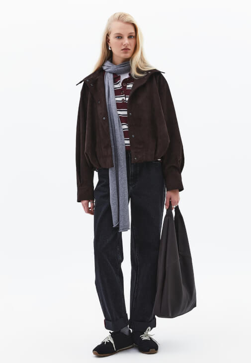  Bomber Ceket ve Denim Pantolon Kombini