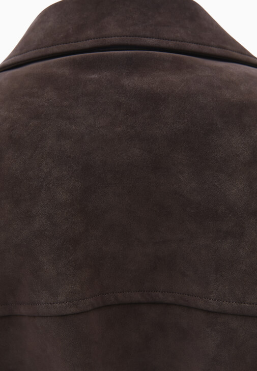 Süet Ceket ve Wide-Leg Denim Kombini