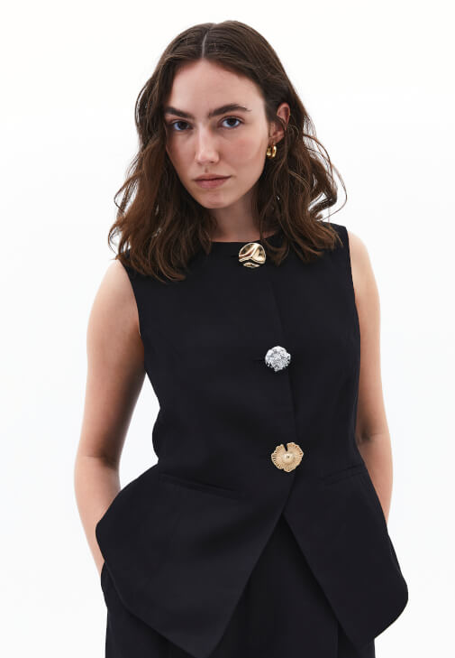 Keten Düğmeli Yelek ve Pantolon Kombini