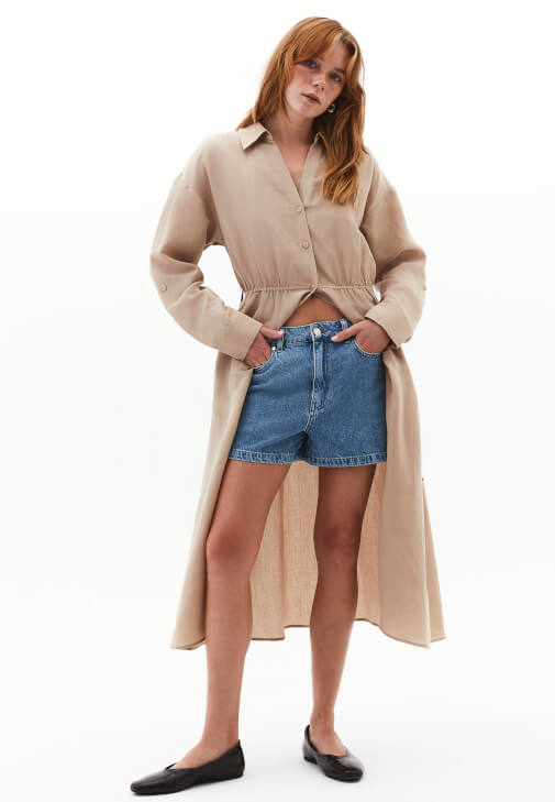 Gömlek Elbise ve Denim Şort Kombini