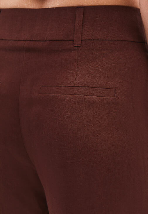 Keten Kısa Şort ve Tencel Bluz Kombini