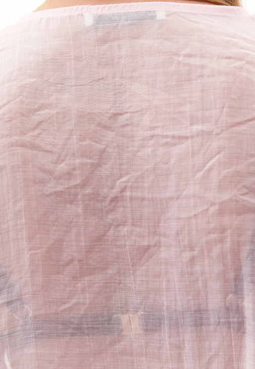 Tül Bluz ve Keten Etek Kombini