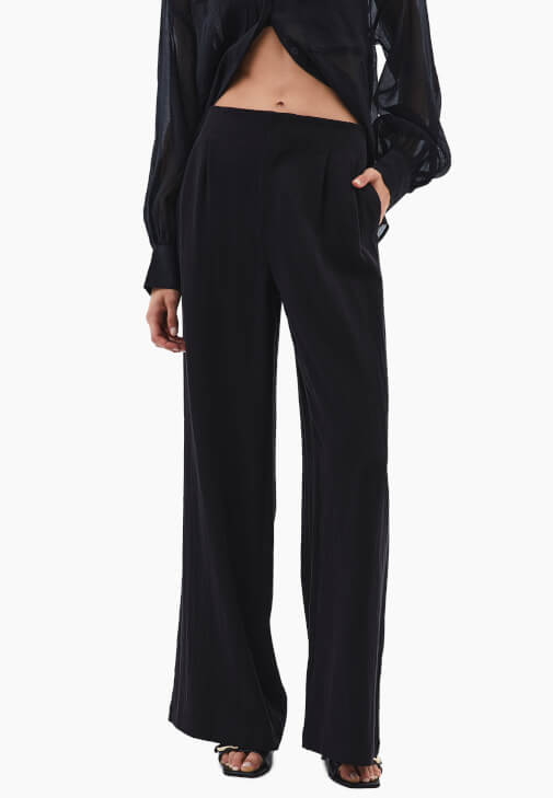 Tencel Pantolon ve Balon Kollu Gömlek Kombini