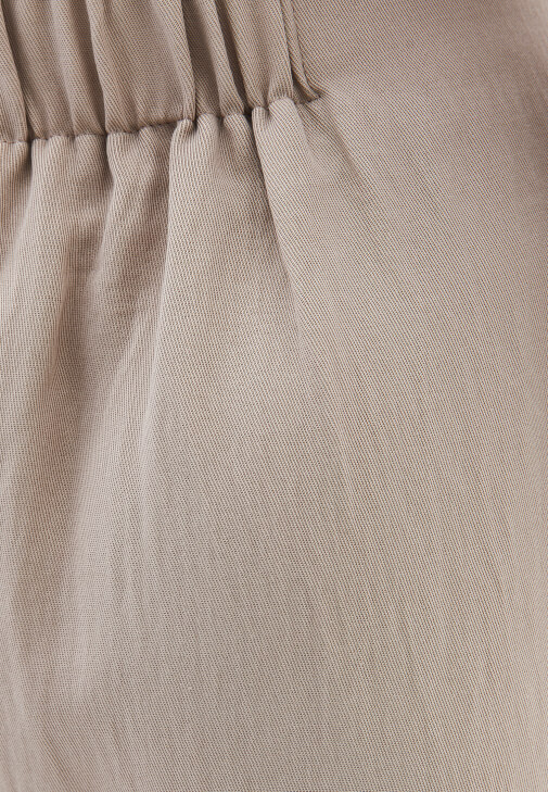 Tencel Pantolon ve Poplin Gömlek Kombini